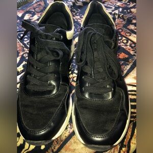 Nordstrom Rack Women’s Leather Sneakers Size 6